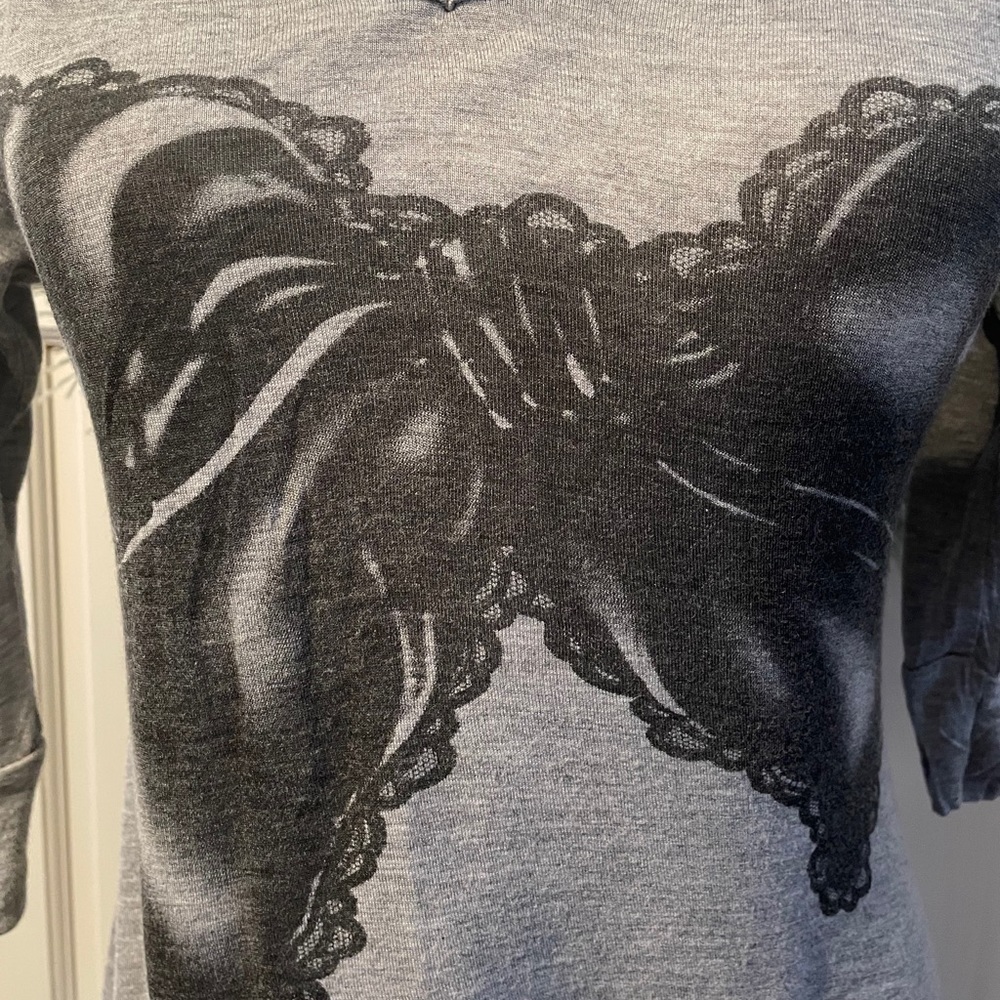 Cute bow shirt - Picture 2 of 5